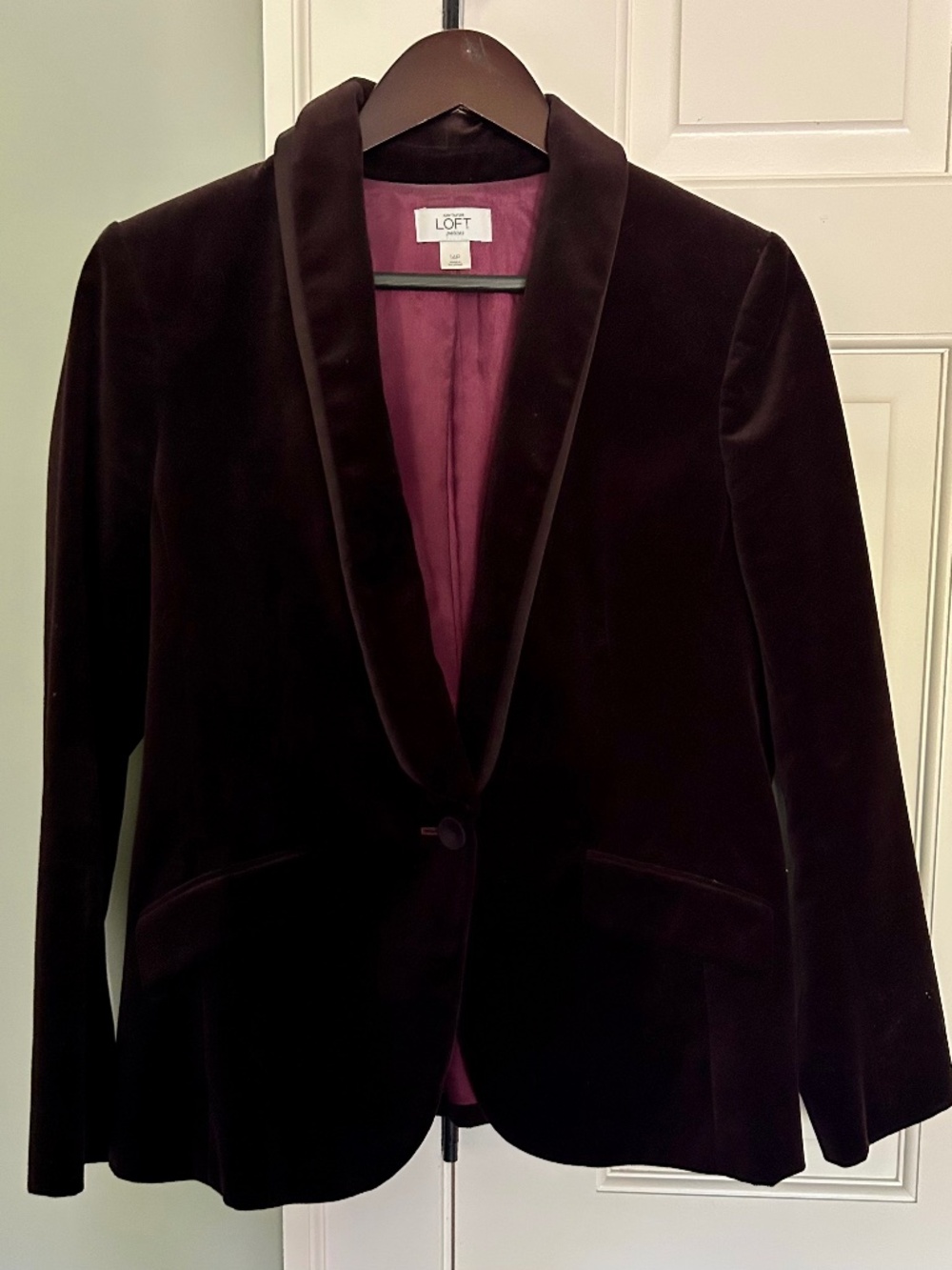 LOFT Petite Burgundy Velvet Shawl Collar Blazer Size 14P
